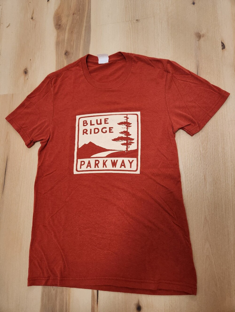 Blue Ridge Parkway Red Graphic Tee - Unbranded